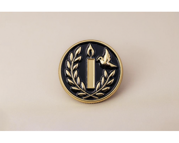 Pin’s en métal doré – Impact Émotion