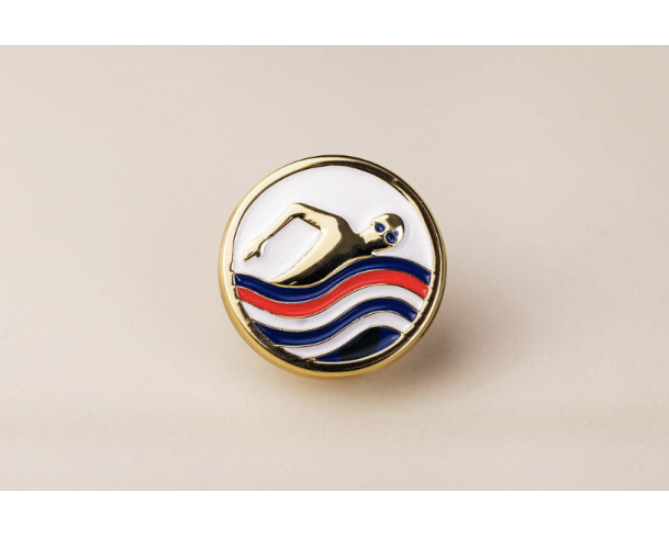 Pin’s natation doré – Impact Émotion