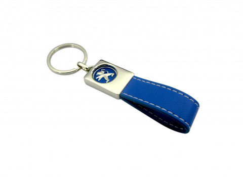 Ref IMPPOR02 - Porte clé luxe personnalisé en cuir, comprenant un travail du logo en métal et émaillage posé