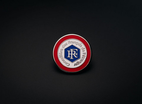 Pin's officiel pour un revers de veste