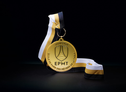 Médaille prestige de finition or mat
