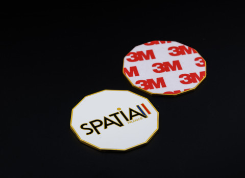 Plaque de signature de mobilier, finition or mat